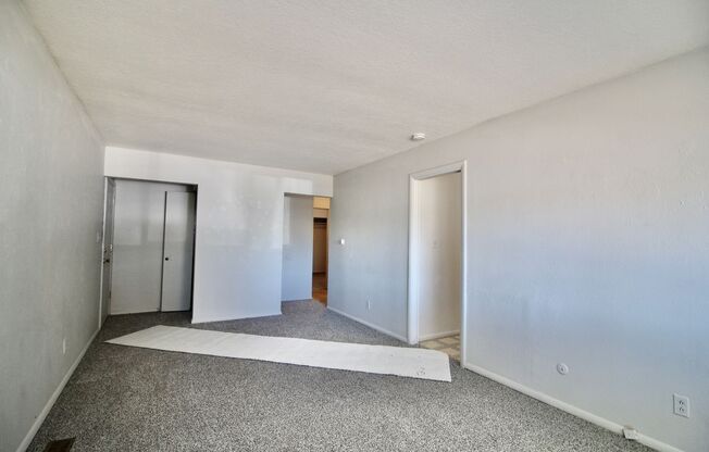 2 beds, 1 bath, $650, Unit Unit - A