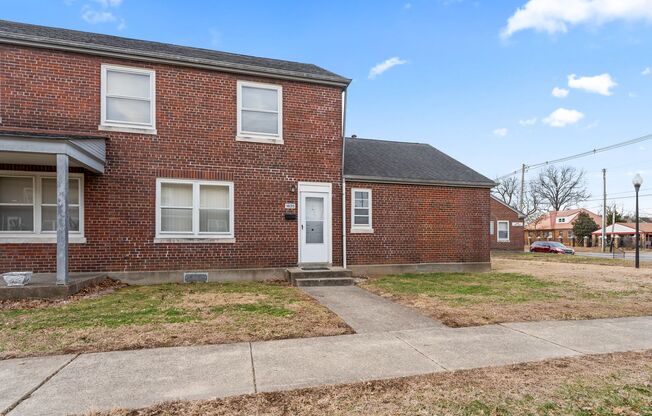 Make This 3 Bedroom 2 Bathroom Condo Yours