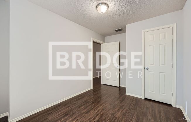 3 beds, 2 baths, $2,050