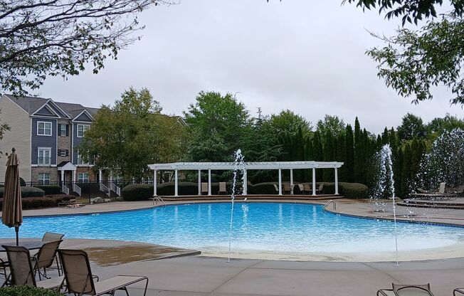 3 beds, 2.5 baths, $2,195
