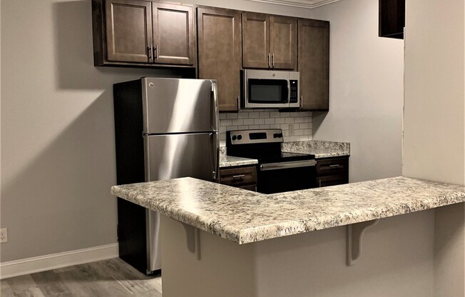 1 bed, 1 bath, 848 sqft, $775, Unit 35