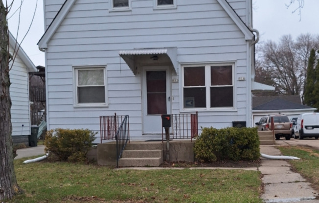 912 W Glendale Ave