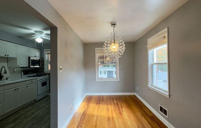 Charming 2 Bedroom/1 Bathroom Duplex Home in Overlea, MD!