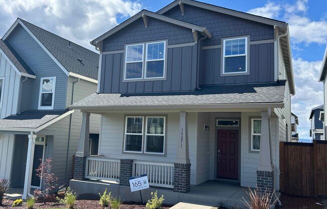 New Construction in Tigard: 4 Bedrooms and Near Park