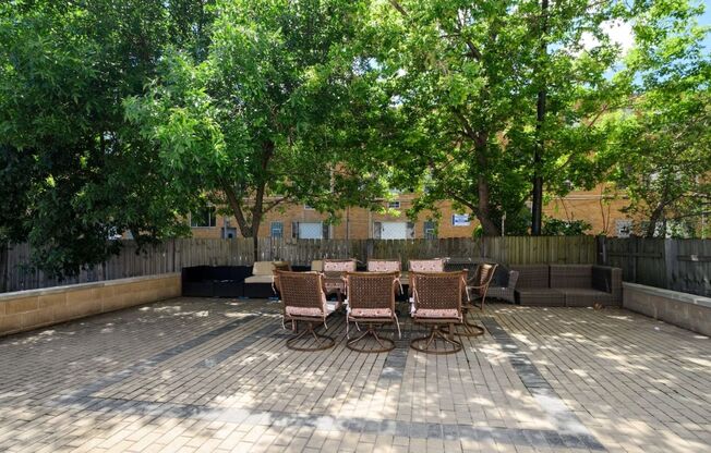 Studio, 1 bath, 353 sqft, $1,600, Unit 605