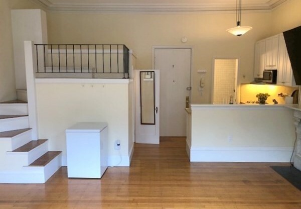 247 BEACON ST