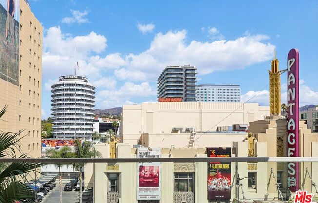 2 beds, 2.5 baths, 2,000 sqft, $7,995, Unit 5A