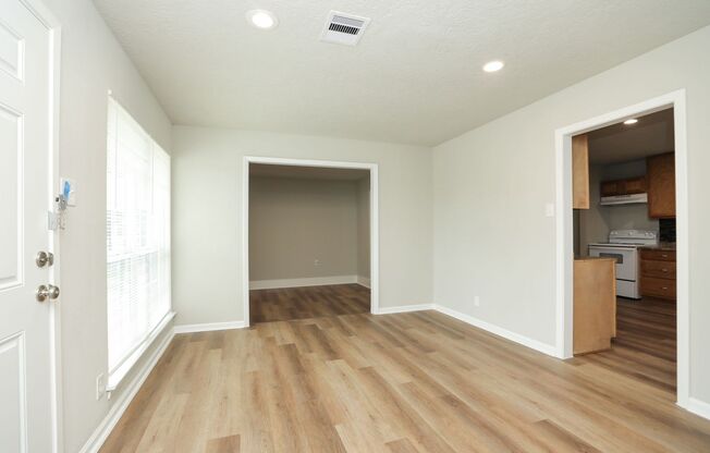 3-bedroom, 1-bathroom home located inSouth Houston - move in ready! Just in time for the holidays.