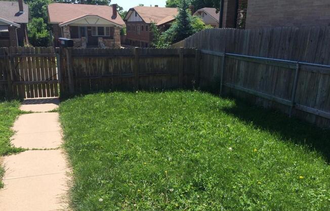 4 beds, 2 baths, 1,763 sqft, $3,847