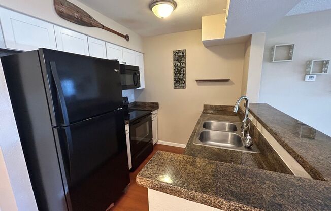 Spacious 1 bedroom/1 bath