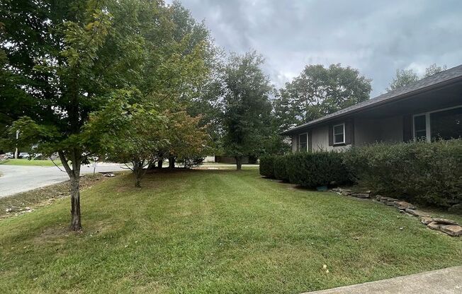 NEW LISTING 3 Bedroom, 2 Bath Home in Rockaway Beach, MO