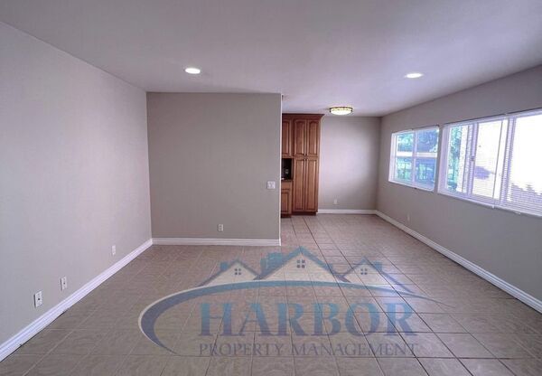 1020 1024 S GAFFEY ST