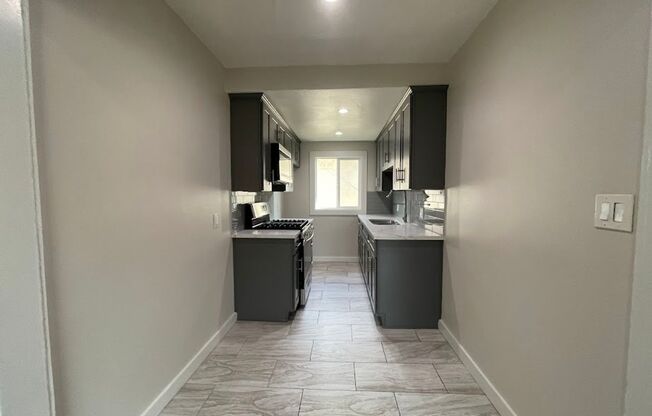 2 beds, 2 baths, 700 sqft, $2,495, Unit UNIT 13