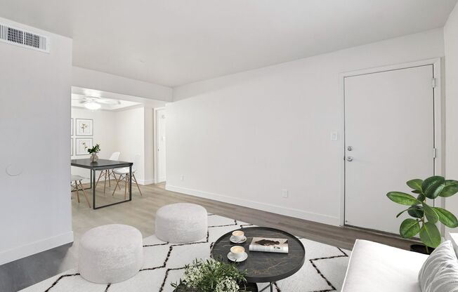 1 bed, 1 bath, 722 sqft, $963, Unit 2136