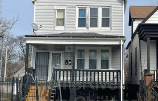6819 S LOOMIS