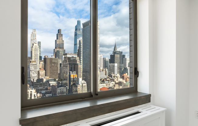 Studio, 1 bath, $4,000, Unit PHA