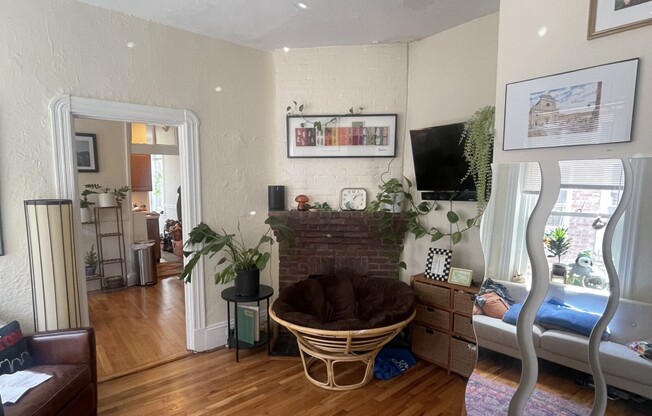 34 Anderson St.