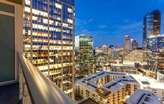 2 beds, 2 baths, $3,495, Unit Unit 2207