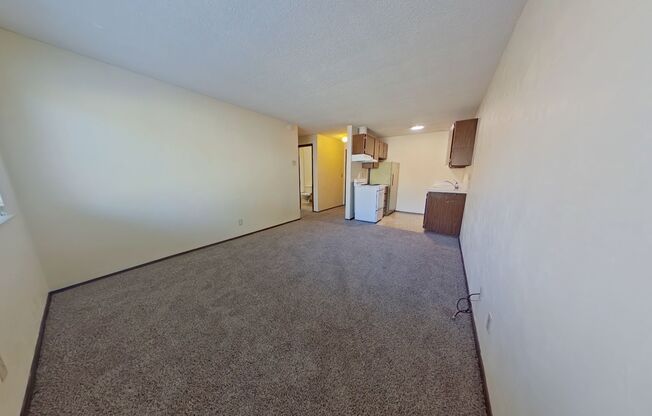 1 bed, 1 bath, $1,095, Unit 5