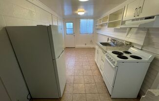 Studio, 1 bath, 150 sqft, $950