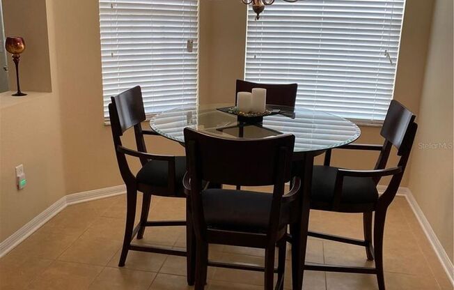 Beautiful 3 bedrooms 2 Bathrooms Home
