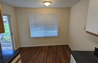 2 beds, 1 bath, 800 sqft, $1,425