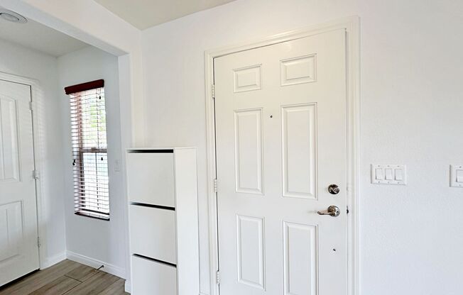 3 BEDROOM CORNER LOT HOME IN PROVIDENCE