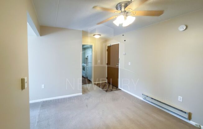 1 bed, 1 bath, 765 sqft, $835, Unit TH 405