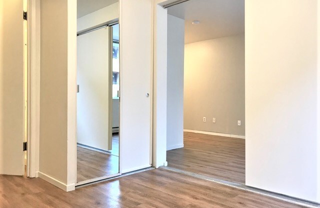 1 bed, 1 bath, 300 sqft, $1,350, Unit 208