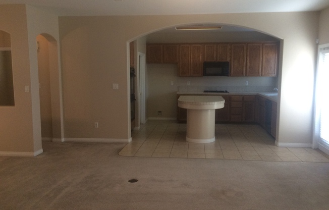 4 beds, 2 baths, $2,500