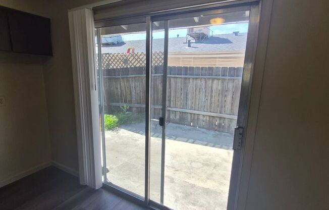Kings Crest Apartments