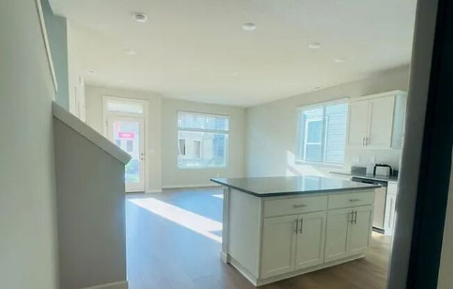 *NEW Construction* Stunning 3BD, 2.5 BA* Single Family Home Featuring Modern Upgrades* in South Hillsboro Reed's Crossing Community*