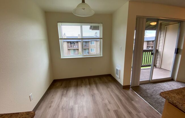 1 bed, 1 bath, 620 sqft, $1,446, Unit FF-262