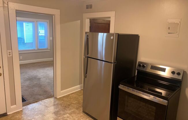 1 bed, 1 bath, 566 sqft, $850, Unit 1