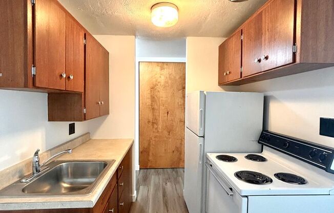 Studio, 1 bath, 464 sqft, $1,225