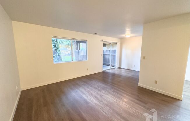 2 beds, 1 bath, 900 sqft, $1,325, Unit 18