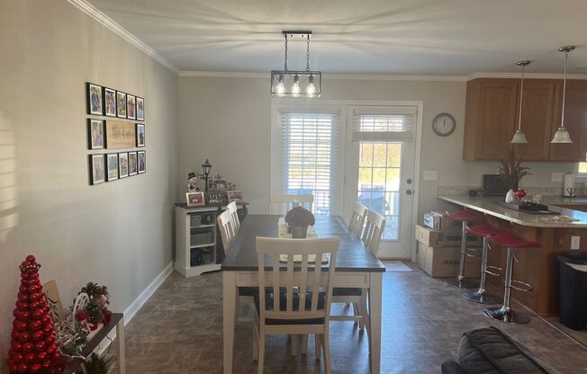 Spacious 3 Bed/2 Bath Ranch Style Home - Large Lot - NO HOA - Storage Shed - Large Driveway - Plenty of Parking