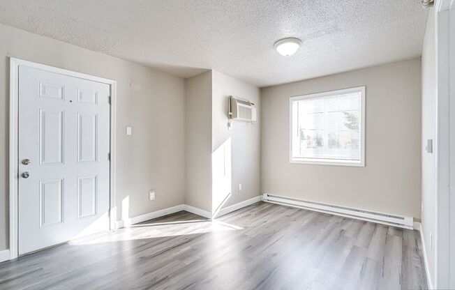 1 bed, 1 bath, 425 sqft, $999, Unit 3030 - i1B