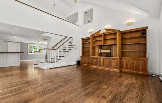 17 MONTROSE ST