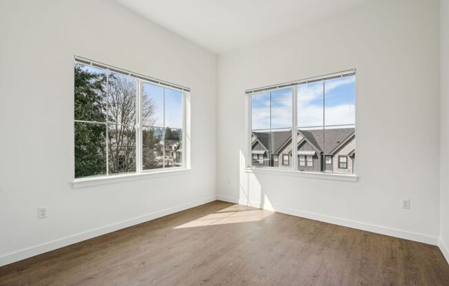 3 beds, 2 baths, 1,329 sqft, $2,199, Unit 67