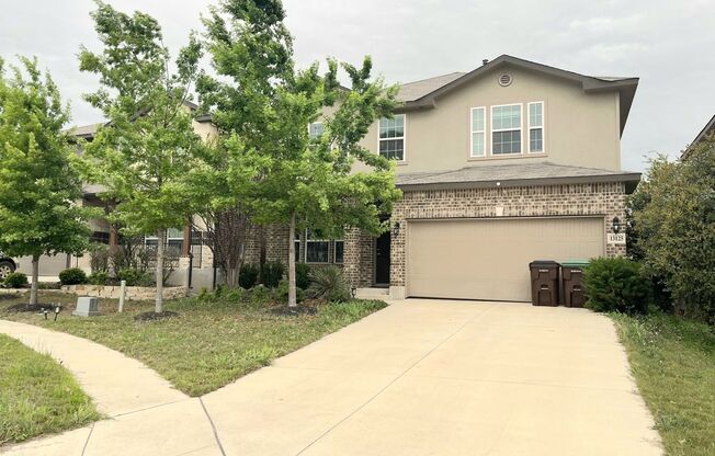 3 beds, 2.5 baths, $2,100