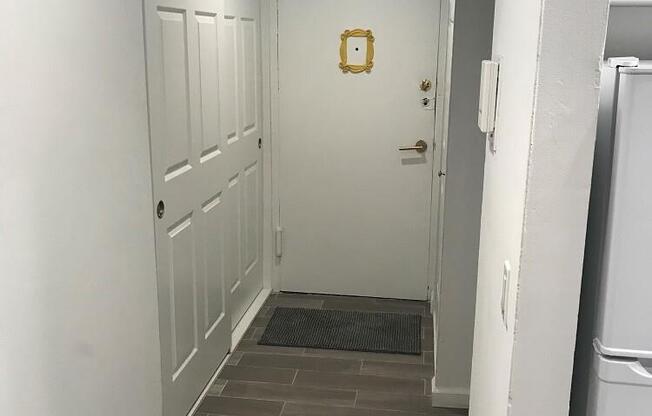 1 bed, 1 bath, 530 sqft, $4,500, Unit LH