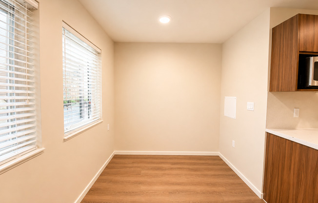 Studio, 1 bath, 178 sqft, $999, Unit 227
