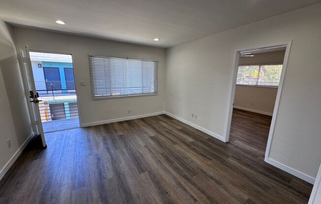 2727 Abbot Kinney