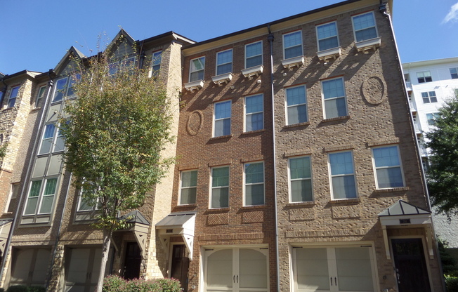 2 beds, 2.5 baths, $2,500