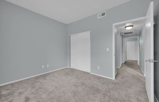 5655 E. Sahara Ave. #1007