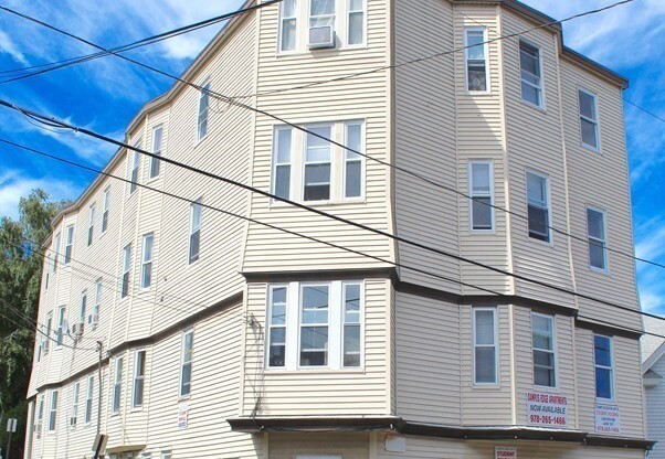82 GERSHOM AVE