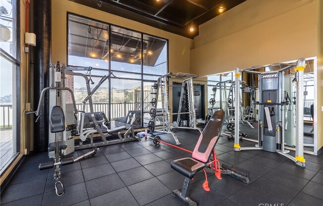1 bed, 2 baths, 912 sqft, $3,600, Unit 1008