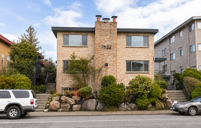 24th Ave NW - Located in Vibrant Ballard