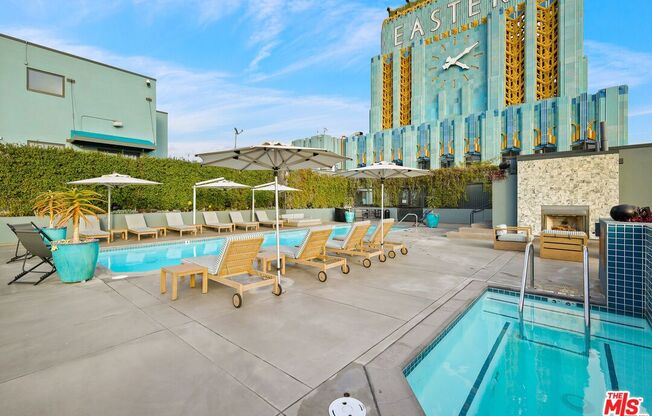 Studio, 1 bath, 930 sqft, $2,850, Unit M02